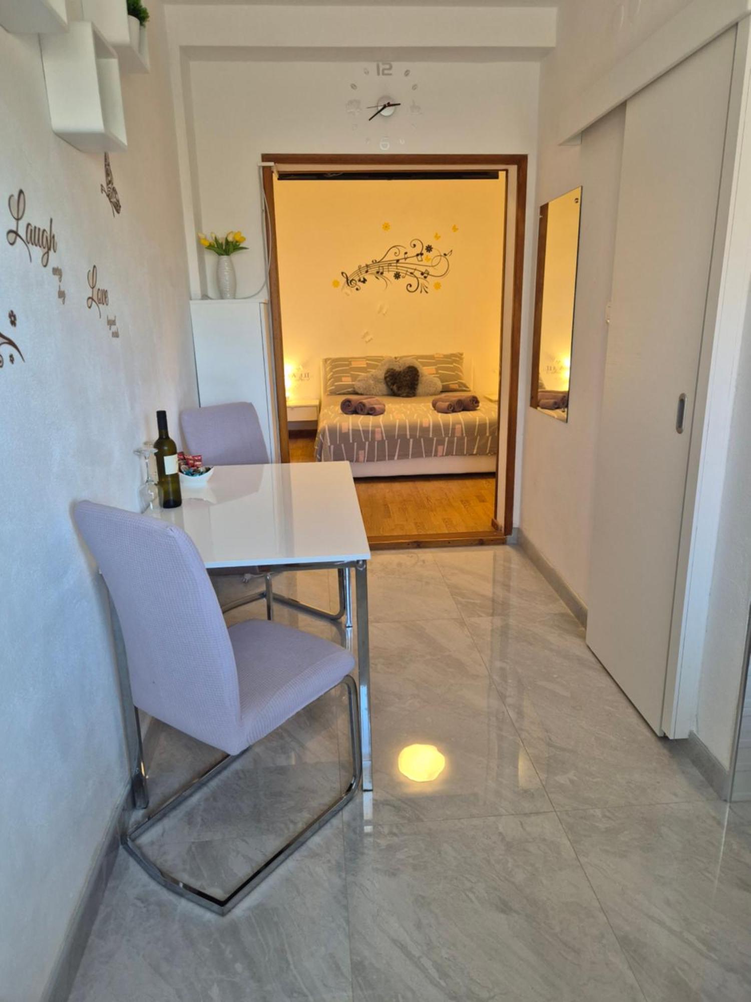 Apartment Karla Komiža Exterior foto